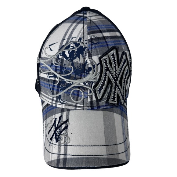 New Era Other - New Era 39Thirty New York Yankees MLB Baseball Cap Embroidered Plaid Gray M/L‎